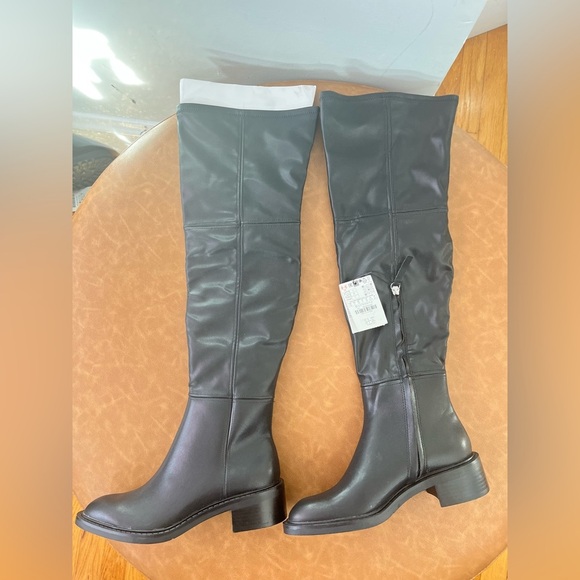 NWT ZARA OVER KNEE BOOTS 
US 5 = EU 35

🚨FIRM PRICE NO DISCOUNT - Picture 9 of 13